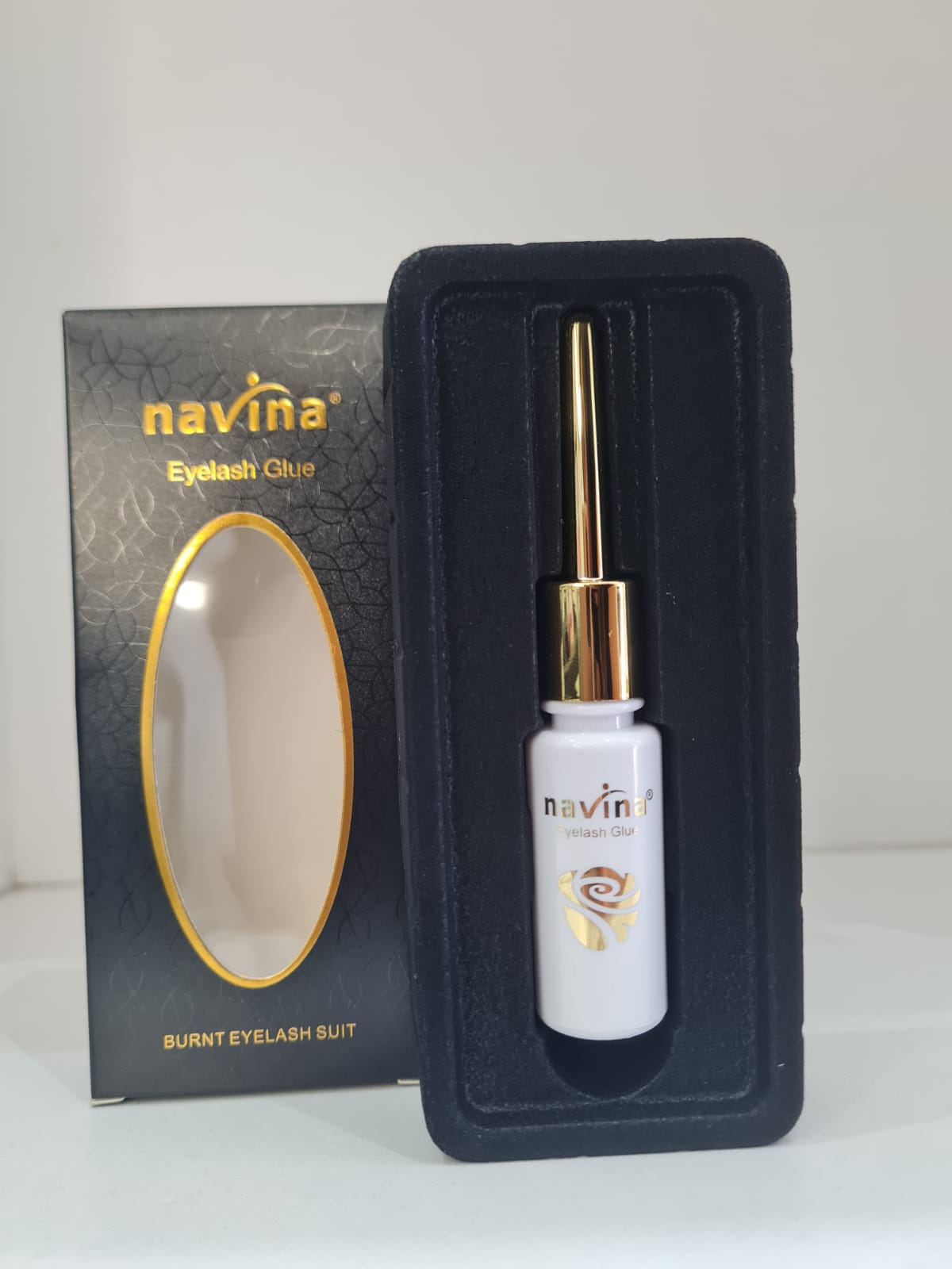 Imagen 2 de Navina Eyelash Glue